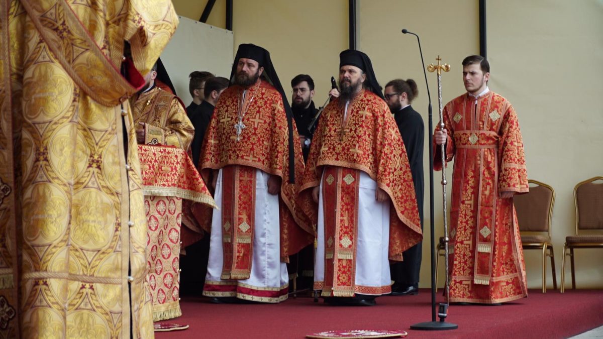 Hramul Catedralei Mitropolitane din Iași – Sfânta Liturghie – LIVE VIDEO, GALERIE FOTO