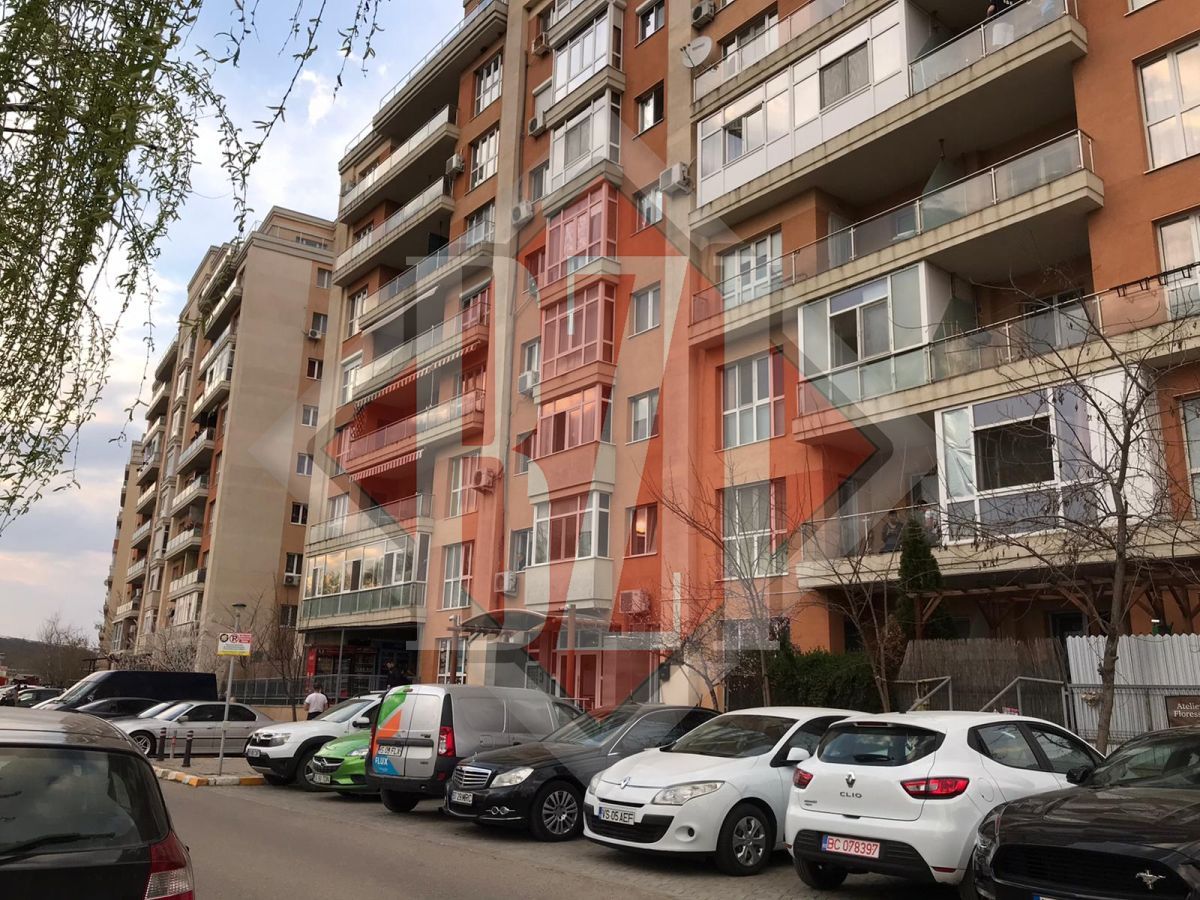 Intervenție de urgență a autorităților în zona Green Park din Iași. Un bărbat a vrut să se arunce de la etaj – Exclusiv, Galerie Foto