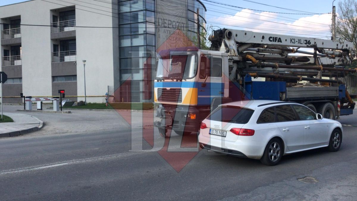 Accident rutier la Iași! Două autovehicule sunt implicate – EXCLUSIV/ FOTO/ VIDEO