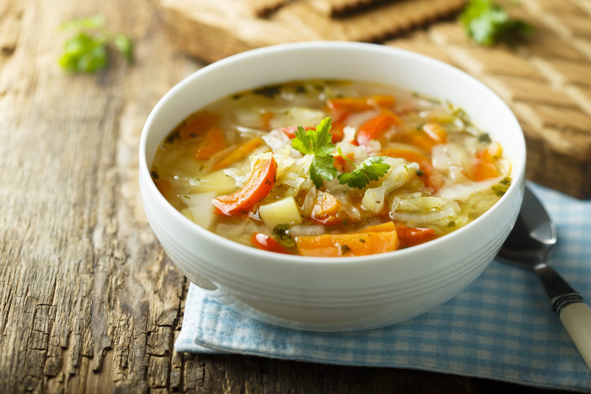 5 retete de supa care te ajuta sa slabesti