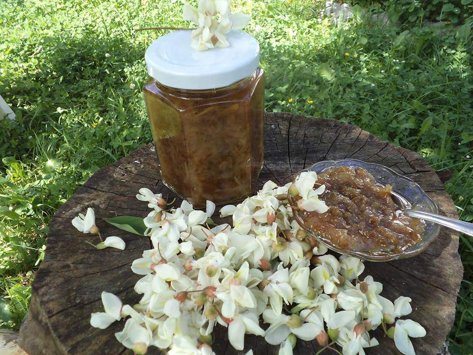 Dulceață de salcâm – cea mai simplă rețetă făcută acasă