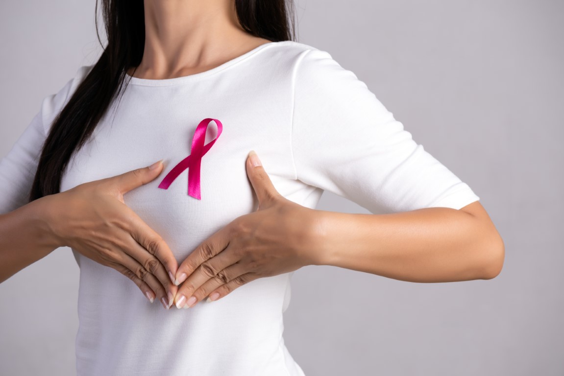 Poluarea aerului ar putea favoriza aparitia cancerului de sân