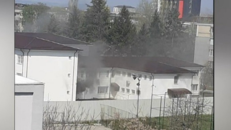 Klaus Iohannis, prima reacţie după izbucnirea incendiului de la Spitalul de Psihiatrie din Slatina: „Am primit o veste tristă” – FOTO, VIDEO