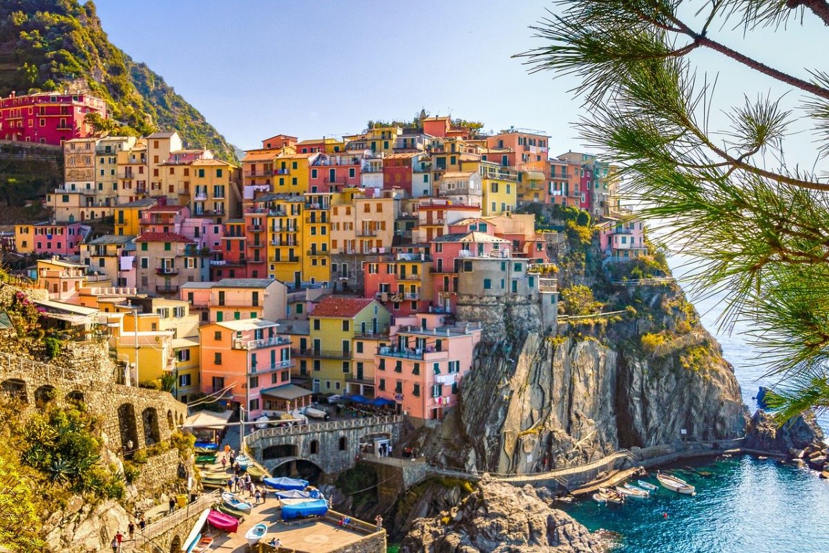 Italia redeschide economia în luna iunie și va primi turiștii cu pașaport de vaccinare