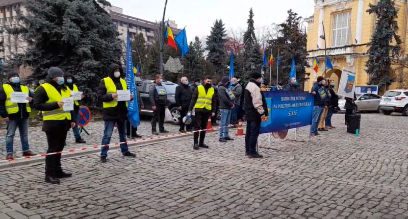 Poliţiştii reacţionează dur la adresa lui Florin Cîțu după ce un poliţist a fost înjunghiat în curtea Secției de Poliție