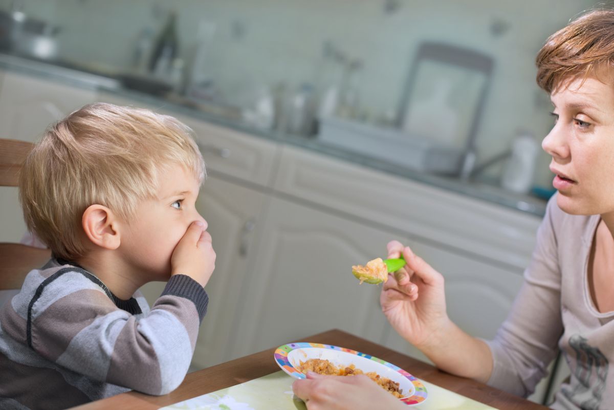 Stimulente poftă de mâncare la copii: Cum să-i ajuți să le crească apetitul