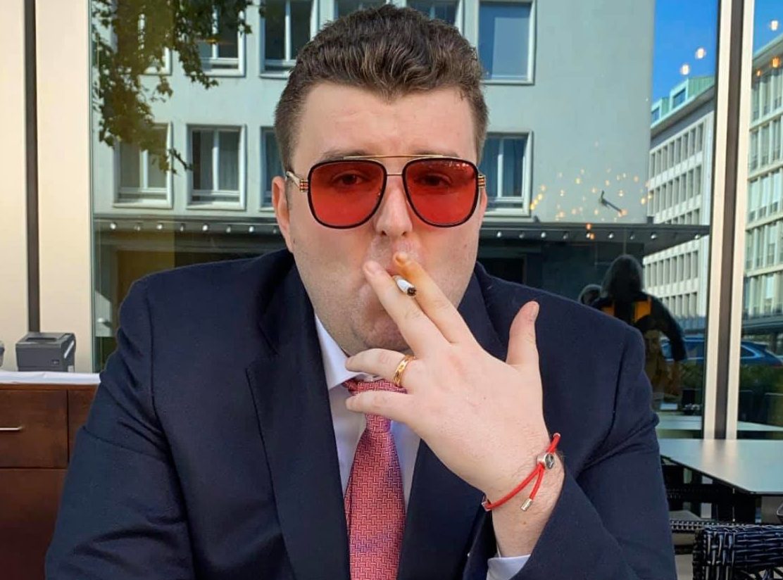 Victor Micula fost trimis în judecată! Fiul magnatului Viorel Micula este acuzat de 31 de infracțiuni