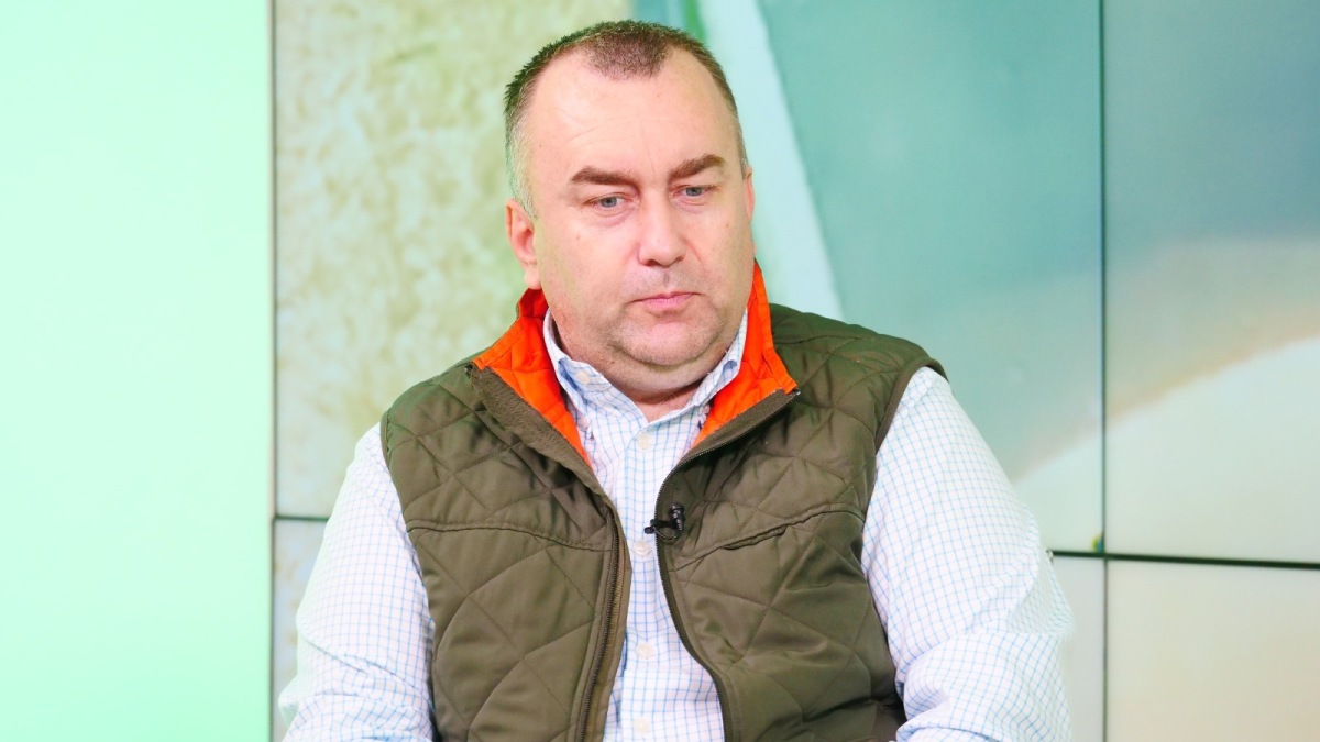 Începe recensământul agricol în județul Iași. Agricultorii sunt chestionați de recenzorii care vin în fermă să afle informații despre culturile și animalele din exploatație