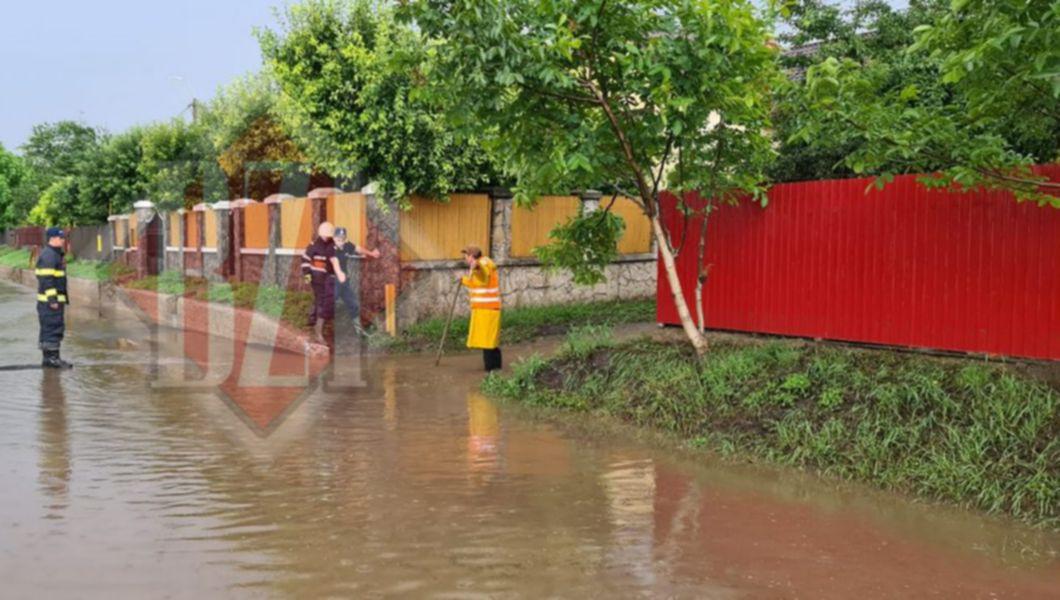 Cod galben şi cod portocaliu de inundaţii în judeţul Iași! Ce regiuni sunt vizate