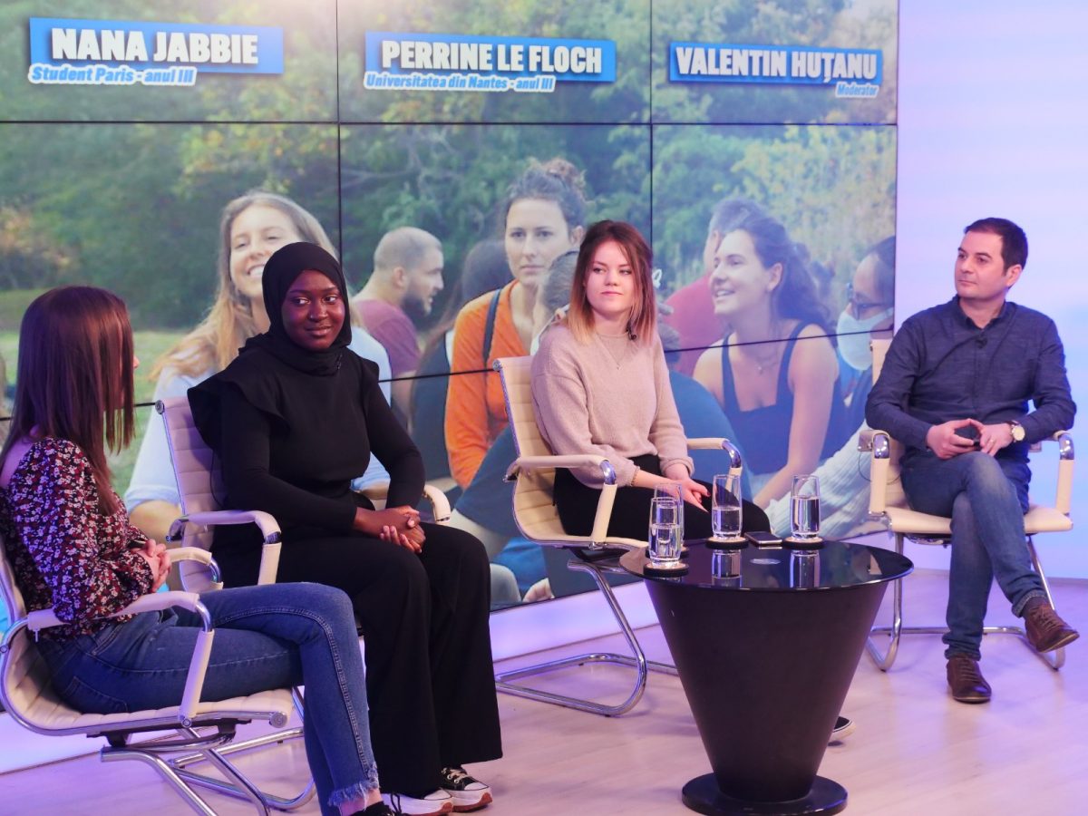 Experienţa inedită a doi studenţi francezi în România, la Iaşi, în plină pandemie de Covid-19. Impresiile tinerelor transmite în Studioul BZI LIVE – EXCLUSIV, FOTO, VIDEO