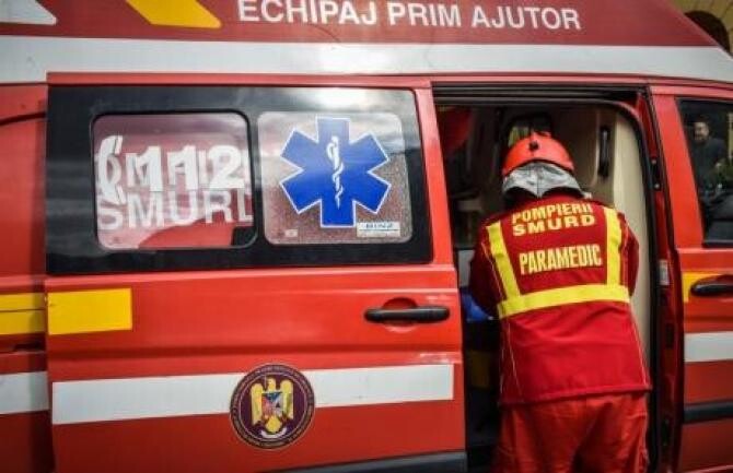 Tragedie într-o familie din Brașov. Doi copii au decedat după ce ar fi fost spălați cu o soluție toxică folosită pentru deparazitarea oilor. Alți membri, în stare gravă