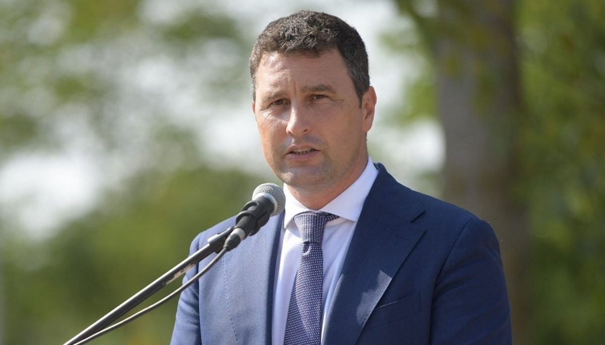 O moţiune simplă a fost depusă împotriva ministrului Mediului, Tanczos Barna