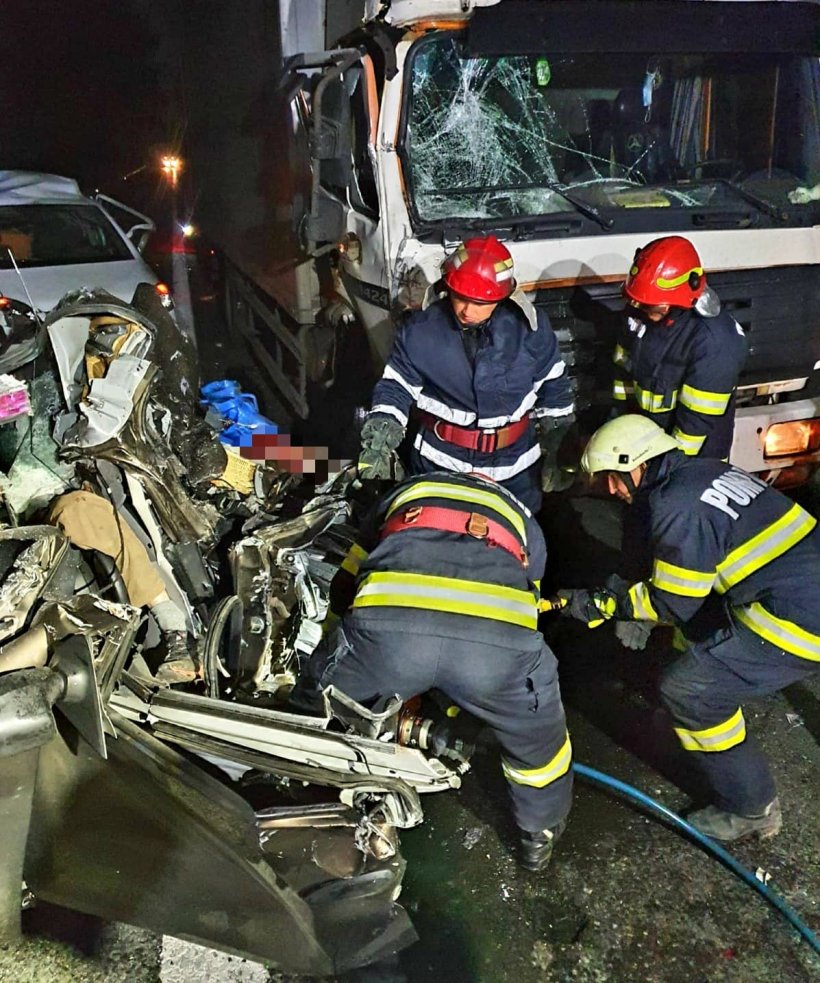 Accident grav pe autostrada A1 București-Pitești, în urma impactului o persoană a decedat
