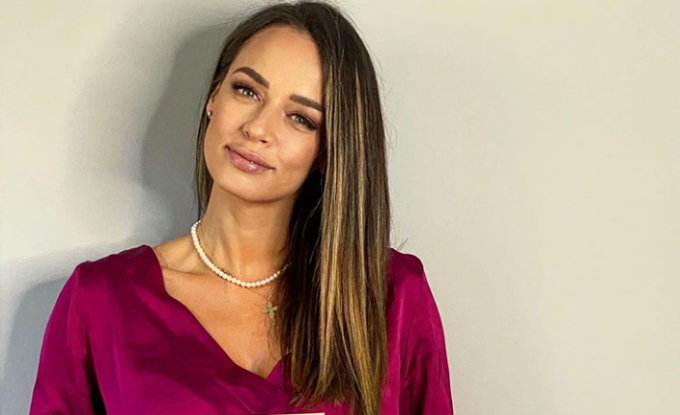 Andreea Raicu, provocatoare pe Instagram. Cum își surprinde vedeta fanii din mediul online