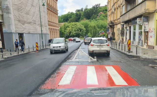 Buna guvernare marca USR-PLUS! La Brașov, primarul a asfaltat o stradă după ce în urmă cu o lună a trasat marcajele – FOTO