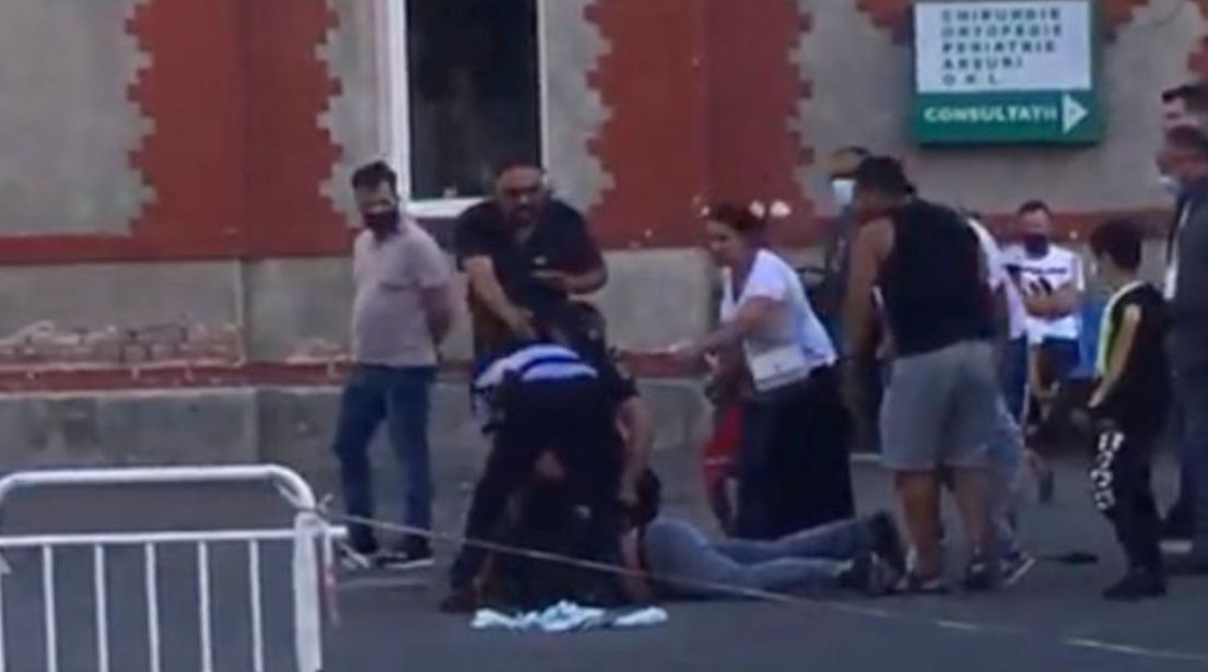 Bărbat, reținut după ce ar fi lovit un medic de la Spitalul Grigore Alexandrescu din Capitală