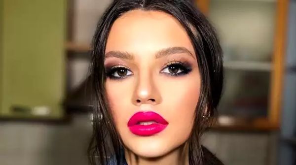 Detalii inedite despre fetița „minune“ Cleopatra Stratan: vârstă, înălțime, biografie, Instagram, iubit