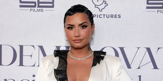Demi Lovato, dezvăluire șocantă: „Nu mă identific nici ca femeie, nici ca bărbat”