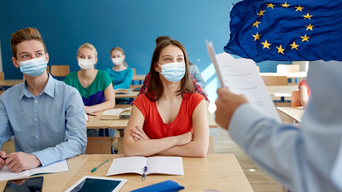 „Elevii din Iași și viziunea lor despre Europa de mâine. Iași fii Cetățean European”, un proiect de amploare în care sunt implicați elevii și dascălii ieșeni