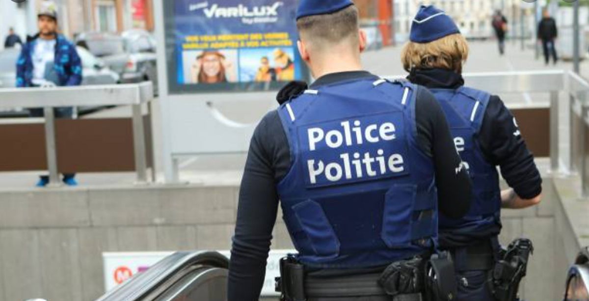 Un bărbat a efectuat 27.000 de apeluri telefonice la Poliție și Jandarmerie timp de două luni. Francezul a fost arestat