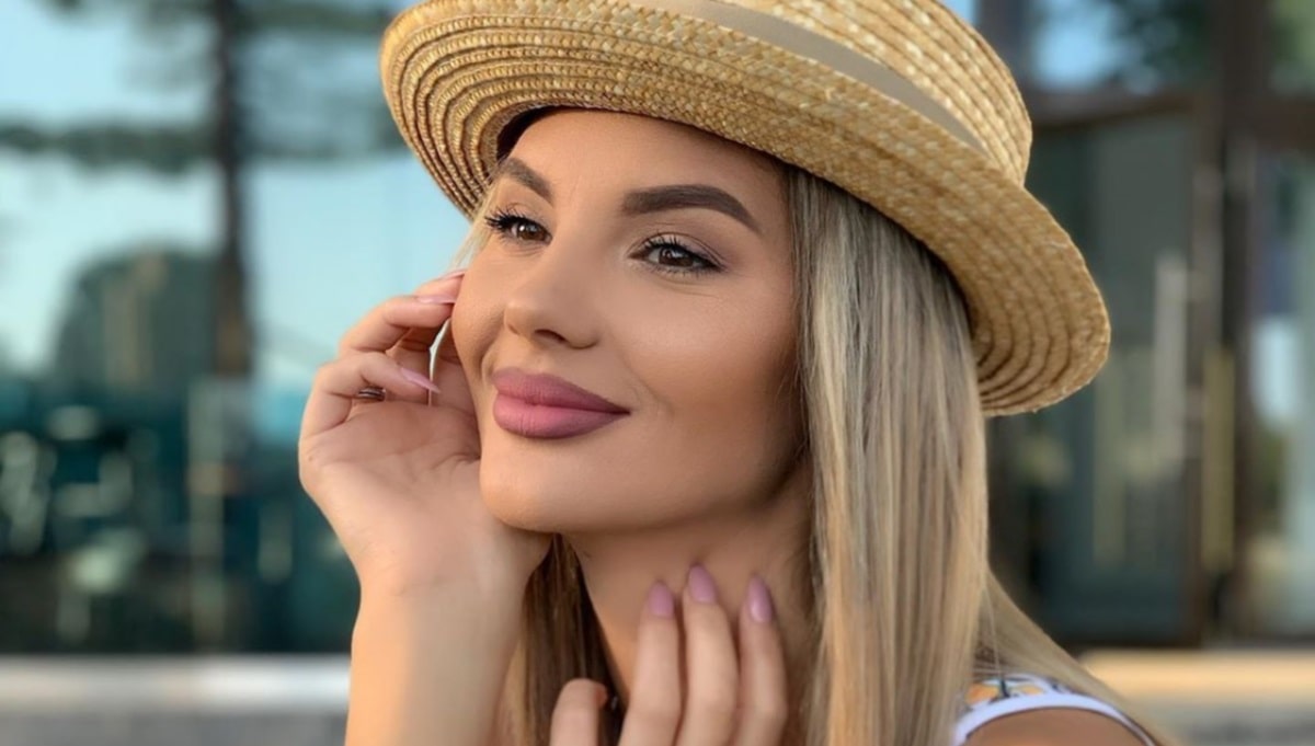 Ramona Olaru s-a lăsat fotografiată topless în Dubai! Iată imaginea care a încins imaginația multor bărbați