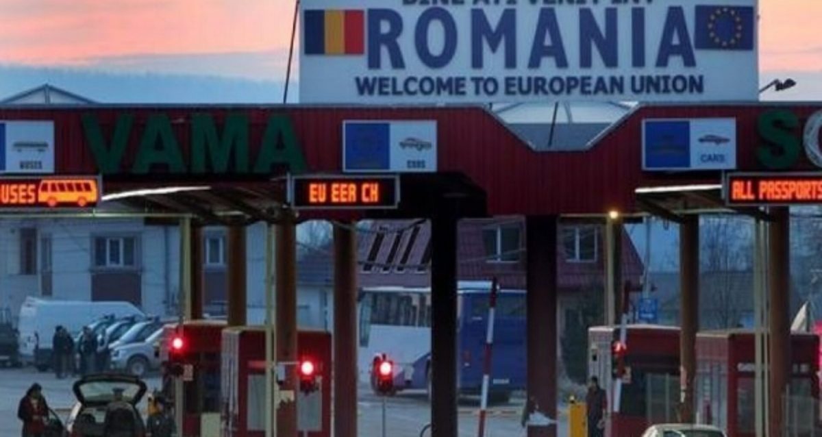 O femeie din Buzău a vrut să-și scoată copilul ilegal din țară. Băiatul era acoperit cu o pătură