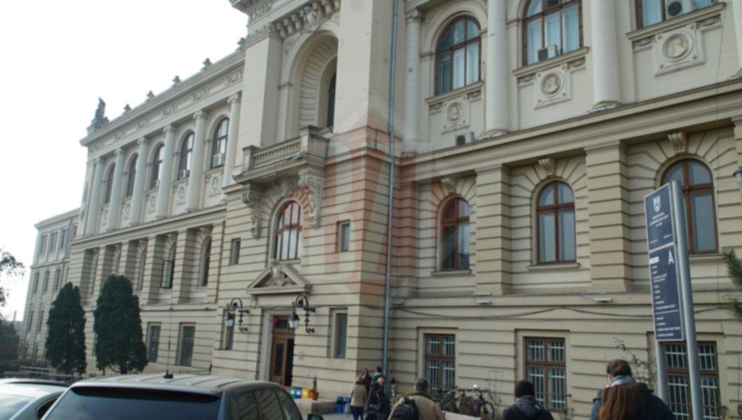 Studenții Facultății de Fizică a Universităţii Alexandru Ioan Cuza din Iași au obţinut două premii și trei menţiuni la un concurs naţional extrem de important