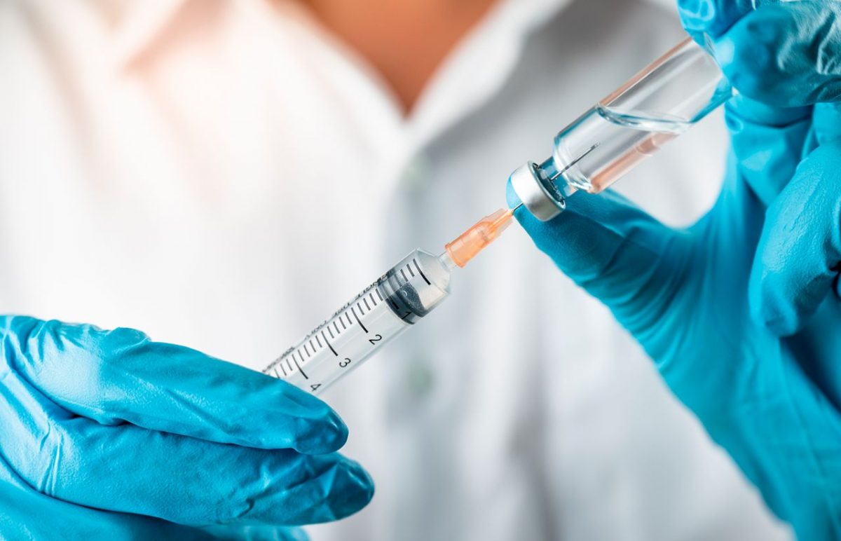 De ce nu se mai vaccinează românii? Sociologul Dan Petre: „Au mai multă încredere în pseudo și para-științe decât în știință”
