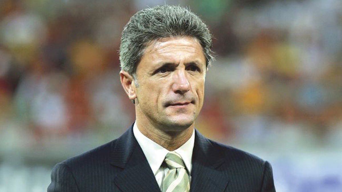 Gică Popescu a clarificat situația biletelor de la EURO 2020, după ce el și Gică Hagi au urmărit meciul de la tribuna a II-a - Vimarsana News