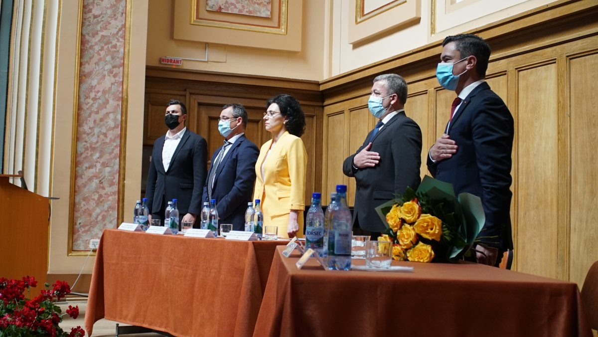 Conducerea IȘJ Iaşi se întâlneşte cu toţi directorii din reţeaua de învăţământ preuniversitar din judeţul Iaşi – FOTO, VIDEO