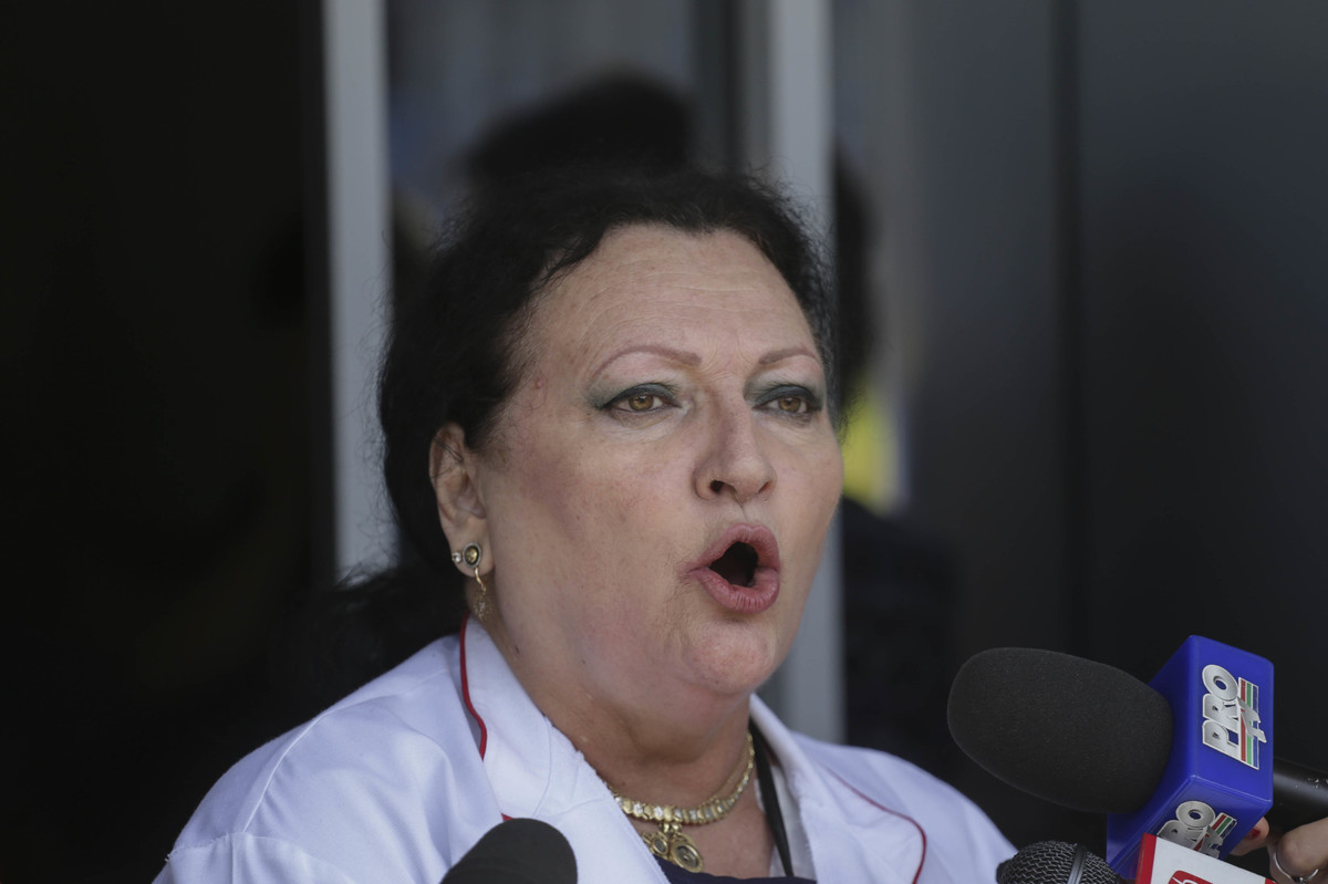 Medicul Monica Pop îi îndeamnă pe români să apeleze la avocat în cazul în care sunt obligați să se vaccineze