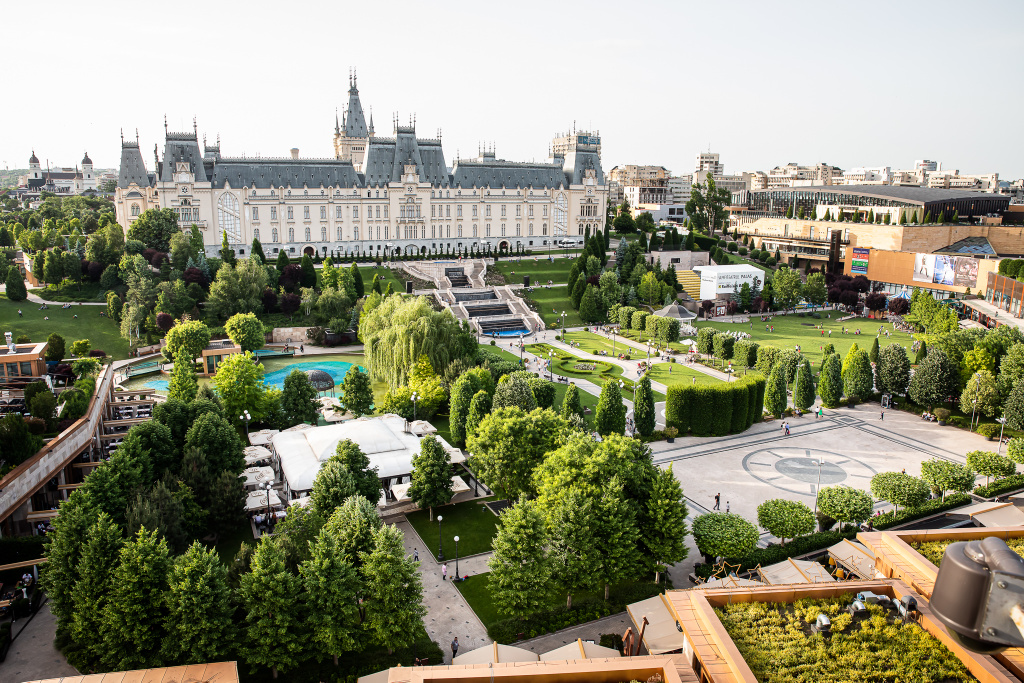 Poveștile #IuliusGardens în imagini: participă la un concurs de fotografie dedicat și câștigă un iPhone 12 Pro și un workshop cu Sorin Onișor