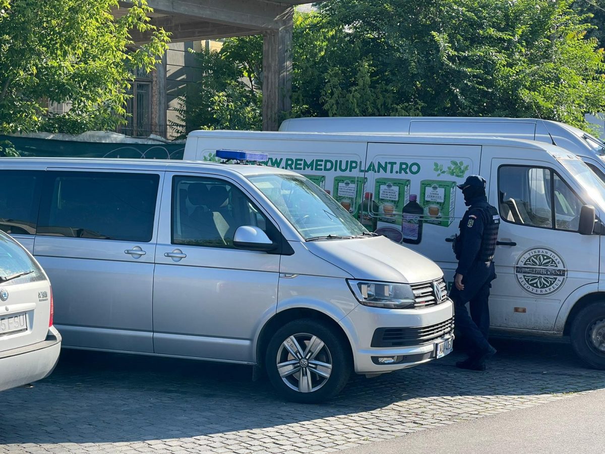 Percheziţii făcute de procurorii DNA la Primăria municipiului Iași – EXCLUSIV FOTO