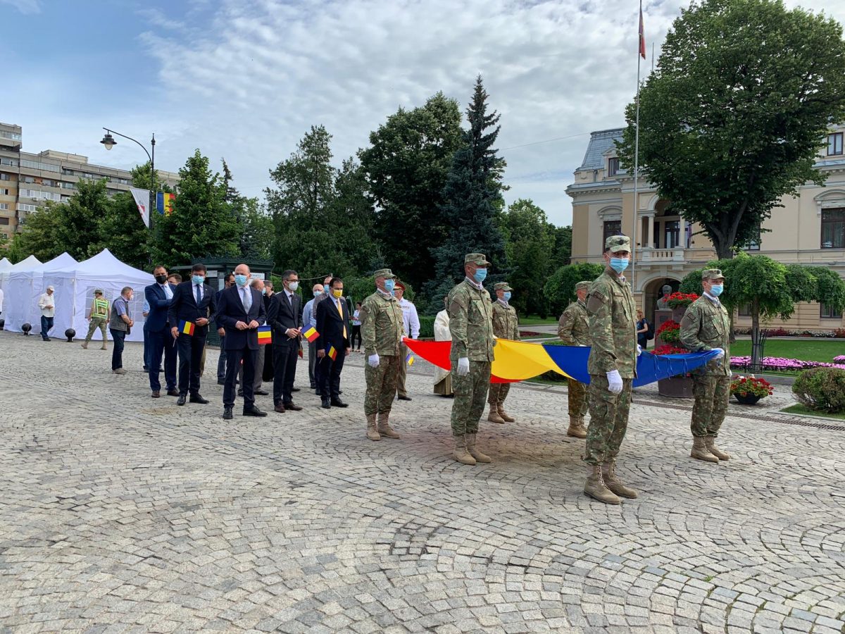 Ziua Drapelului Naţional, comemorată la Iaşi. Ludovic Orban va fi prezent la manifestări – GALERIE FOTO