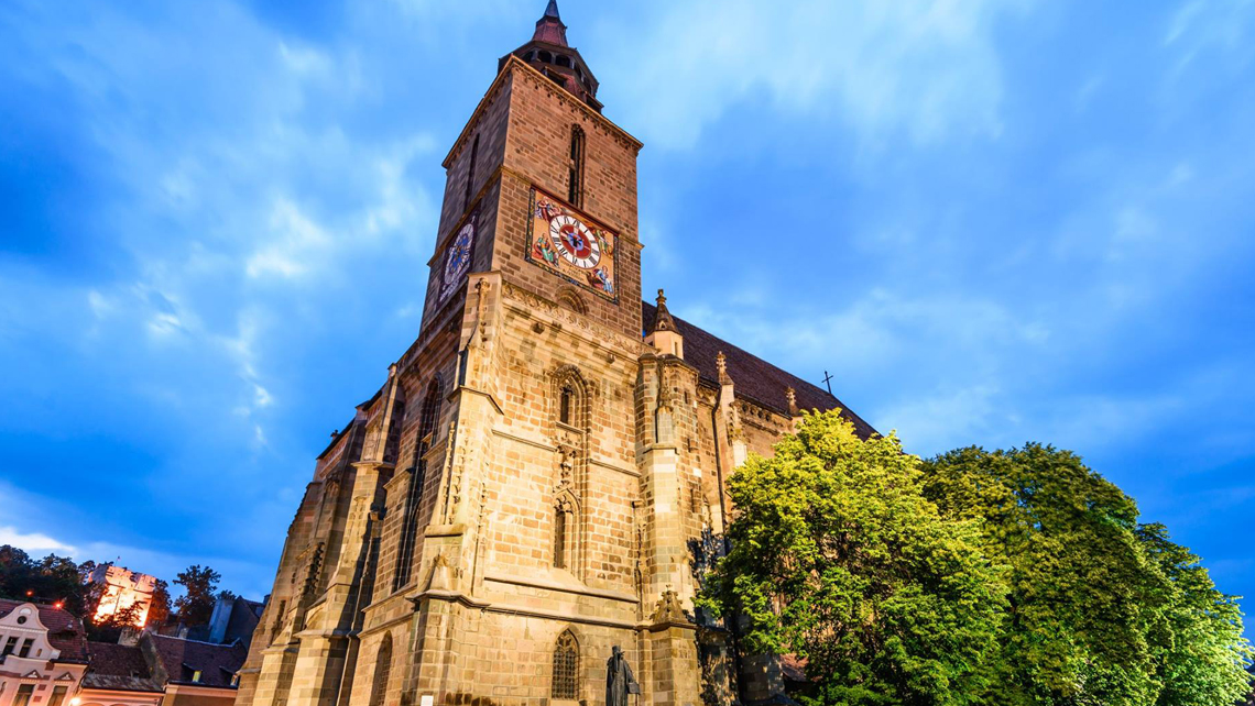 Vaccinare pe muzică de orgă la Biserica Neagră din Brașov – VIDEO