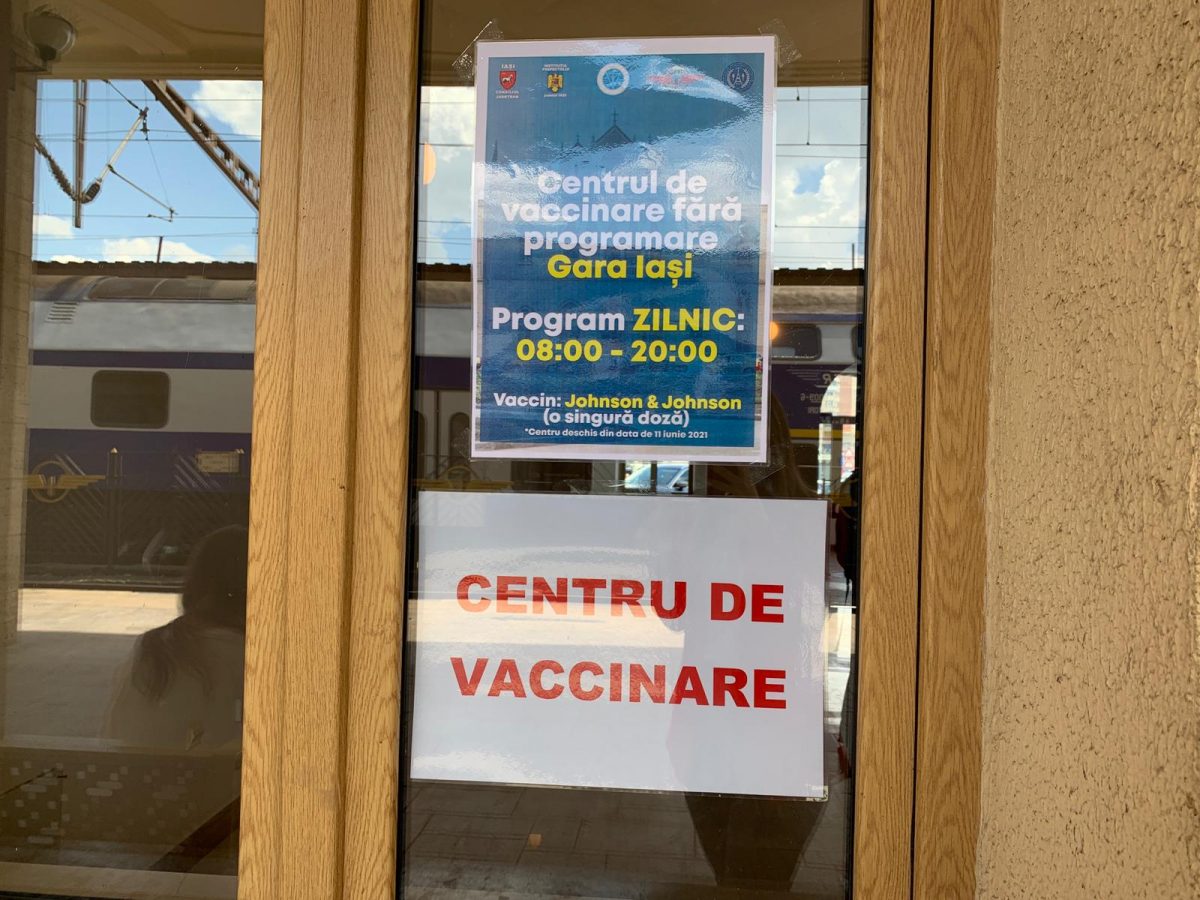 Centru de vaccinare anti-Covid-19 fără programare, deschis la Gara centrală din Iași – GALERIE FOTO