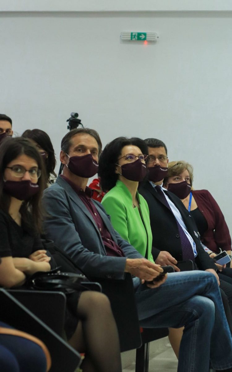 Evenimentul de lansare a revistei ,,Timpul Alecsandrist”, prilejuit de apariția săptămânală a 18 numere consecutive, a avut loc la Iași