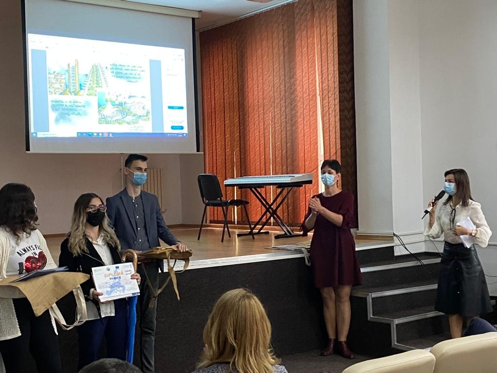 Colegiul Tehnic „Ghe. Asachi” Iaşi: Expoziţia Our experience as Europeans, din cadrul proiectului educațional Europa MAI aproape 9, şi-a desemnat premianţii