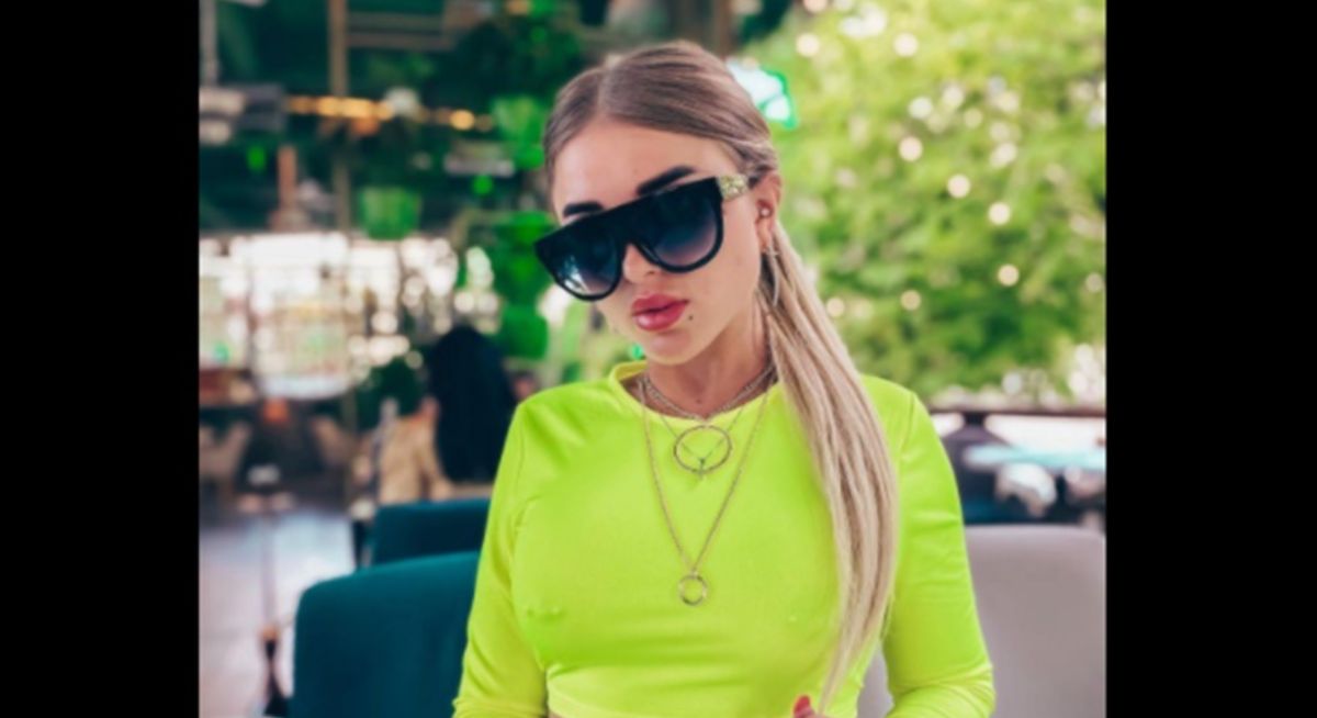Cine este influencerița care s-a aruncat de la etaj. Ce a postat pe Instagram înainte să moară