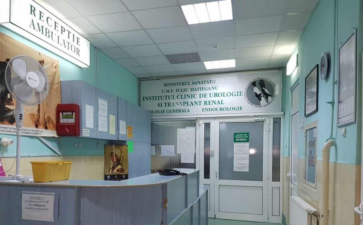 Proteste în Cluj Napoca. Medicii au ieşit în stradă, după ce Institutul de Urologie şi Transplant Renal va fi desfiinţat