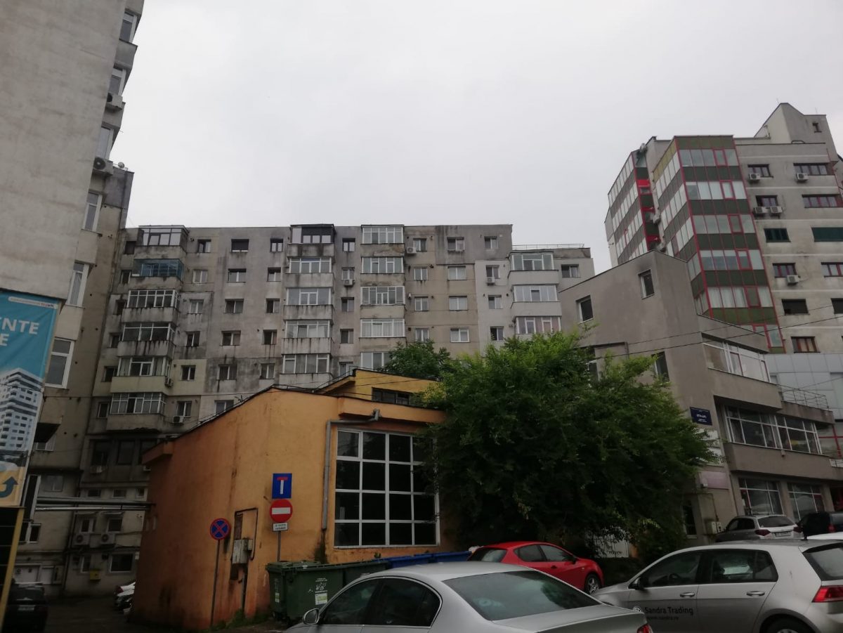 Cine este avocata din Iași care a căzut de la etajul 6 al unui bloc de lângă curtea de Apel! Nu a avut nicio șansă