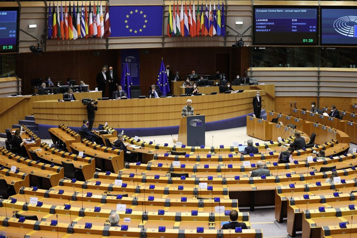 Guvernul României a trimis a şasea versiune a PNRR la Bruxelles, deşi nu se cunosc proiectele care vor fi finanţate