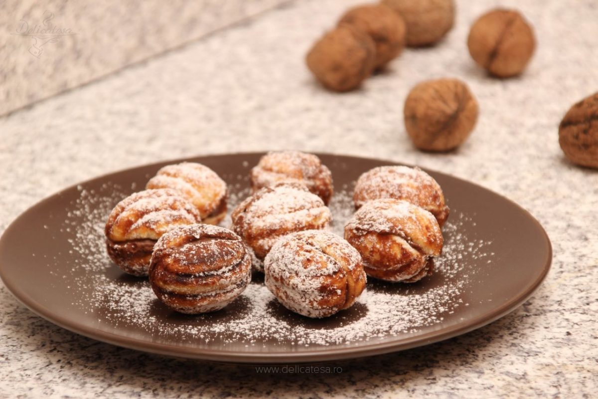 Rețeta de nuci ca la bunica: Aroma copilăriei, la tine acasă!