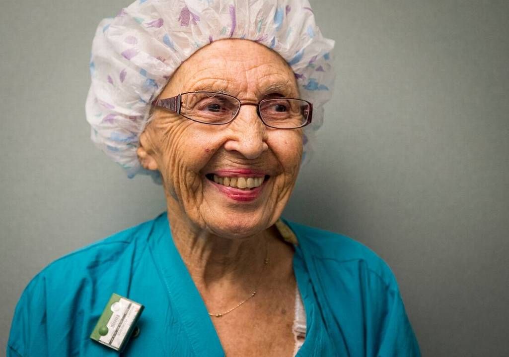Florence ”SeeSee” Rigney, cea mai vârstnică asistentă din SUA, s-a retras la 96 de ani