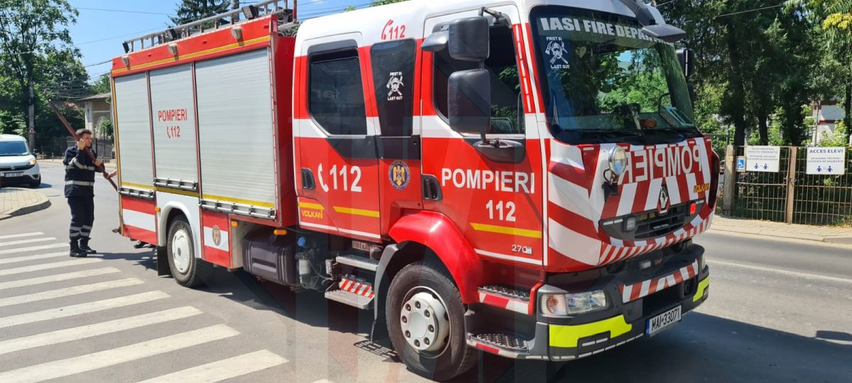Un bărbat a fost la un pas de tragedie după ce, în timpul unor lucrări, bucăți din tencuiala blocului au început să cadă – Exclusiv, Galerie Foto