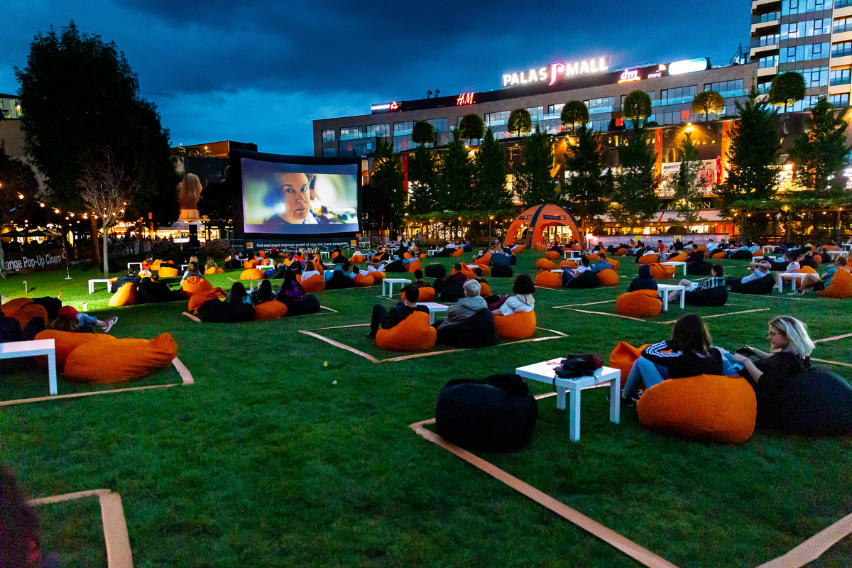 Cel mai mare telescop din România și Orange Pop-Up Cinema, printre atracțiile de săptămâna aceasta, de la Palas