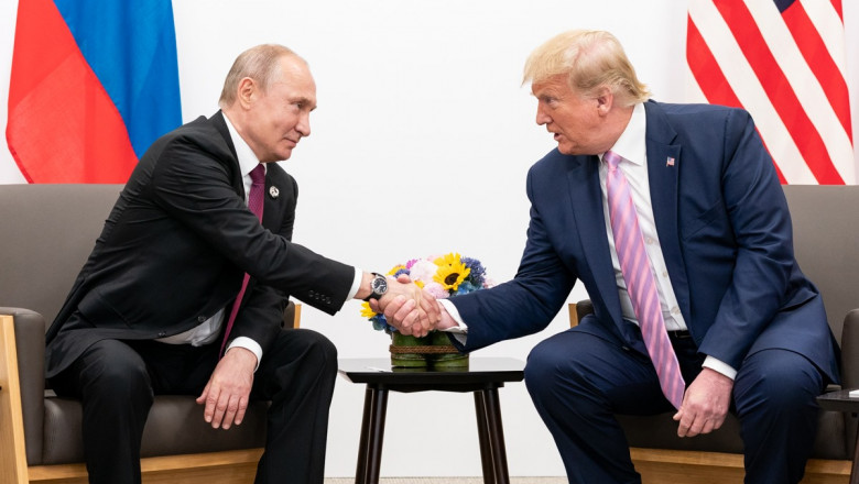 „Talismanul norocos” a lui Donald Trump la alegerile din SUA ar fi fost de fapt Vladimir Putin. Acesta ar fi autorizat o operațiune secretă