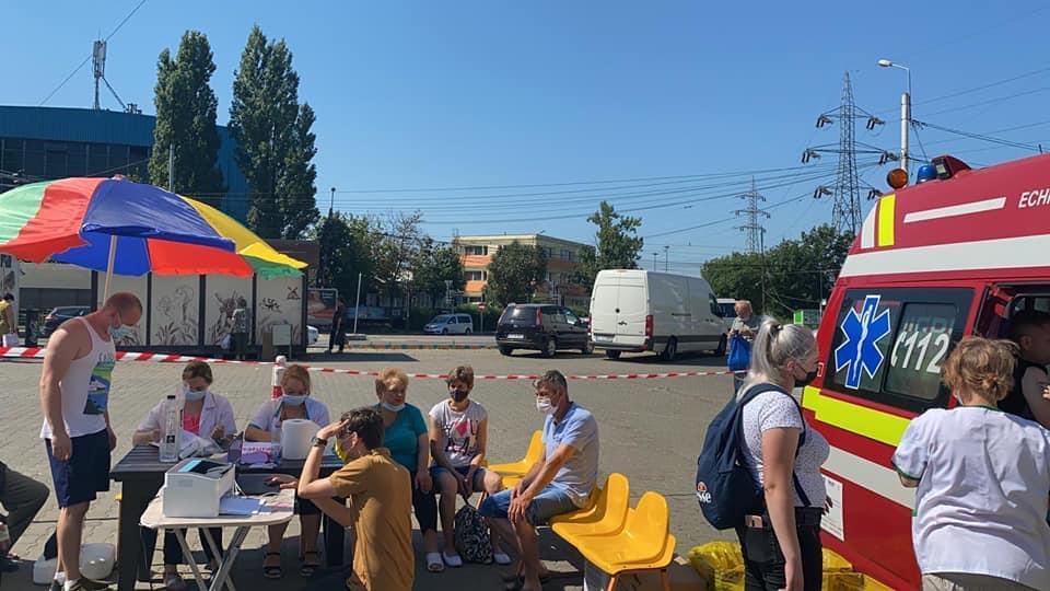 Au început vaccinările la caravanele mobile din Iași! Serul administrat în cadrul acestei acțiuni de imunizare este Johnson & Johnson – FOTO