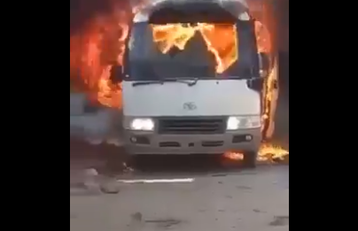 Atentat terorist asupra unui autocar cu fotbaliști. Cinci jucători au decedat – VIDEO