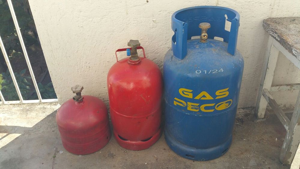 O explozie a unei butelii de gaz a pus în pericol două vieți din Harghita – FOTO